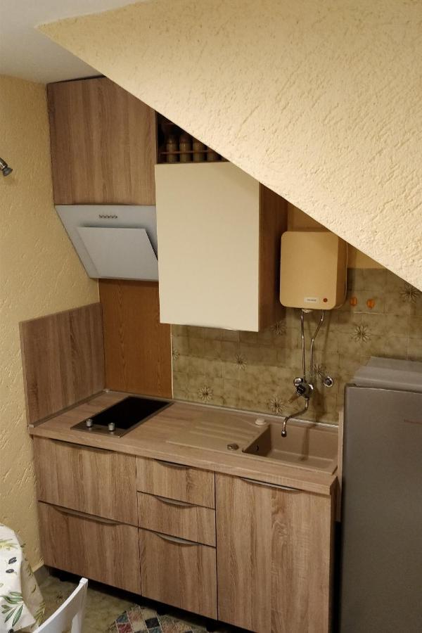 Apartments By The Sea Mali Losinj Exterior photo